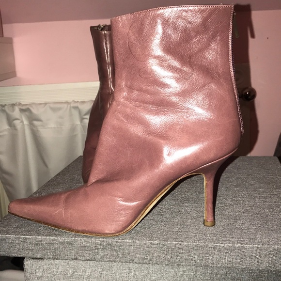 Jimmy Choo - Picture 2 of 4